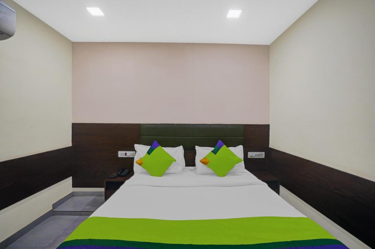 Greenotel Rooms Hazira, Surate Exterior foto