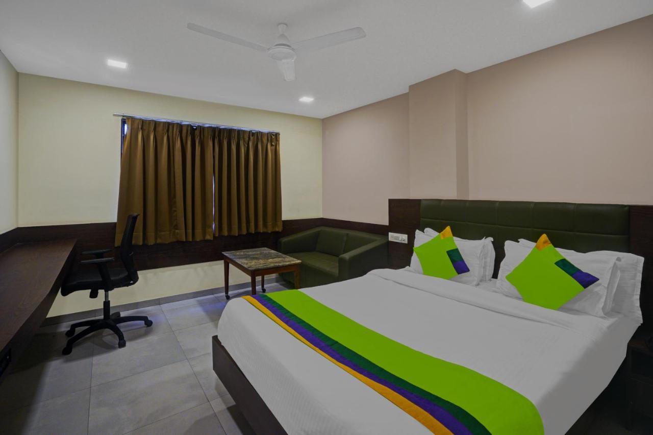 Greenotel Rooms Hazira, Surate Exterior foto