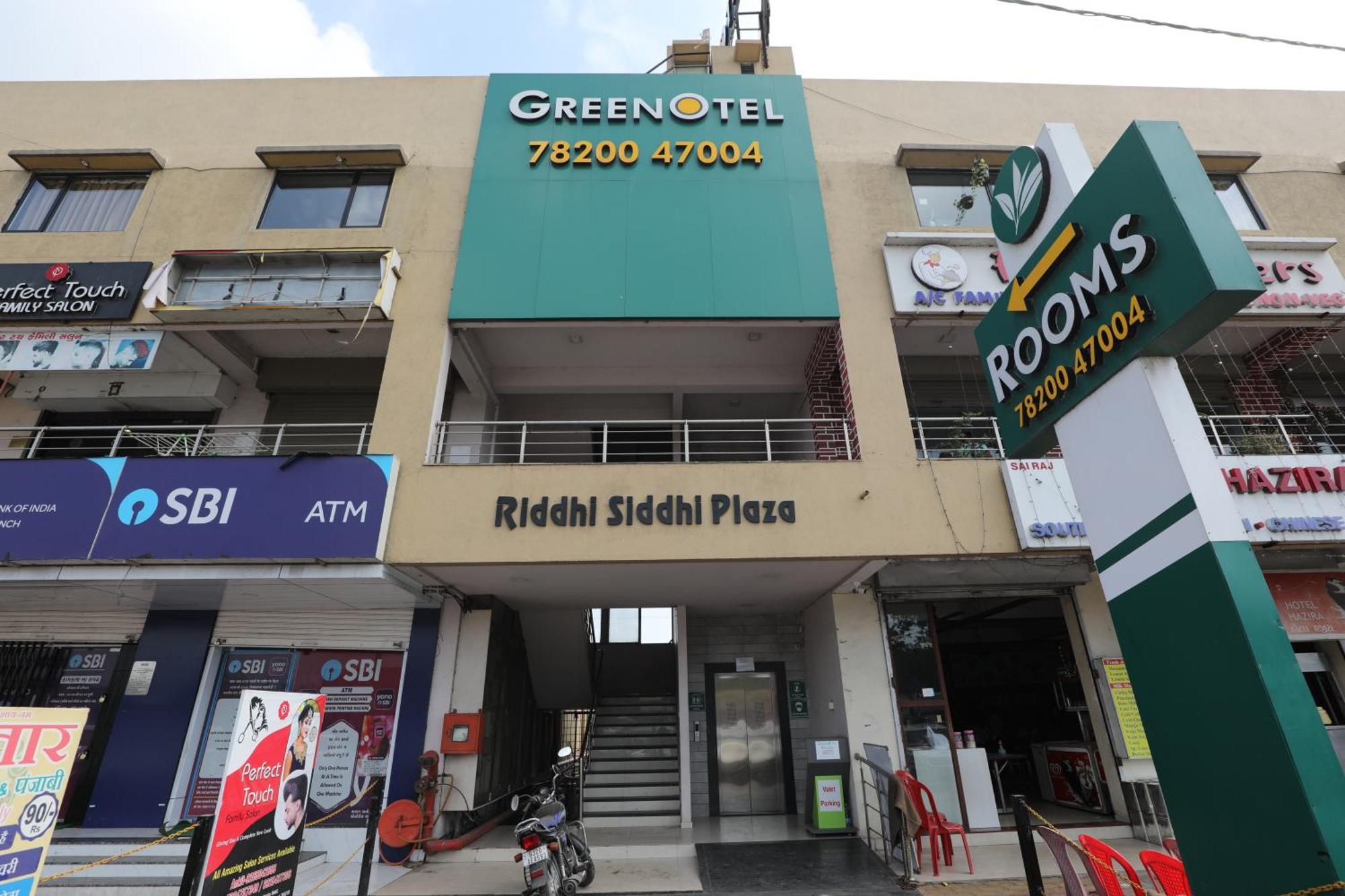 Greenotel Rooms Hazira, Surate Exterior foto