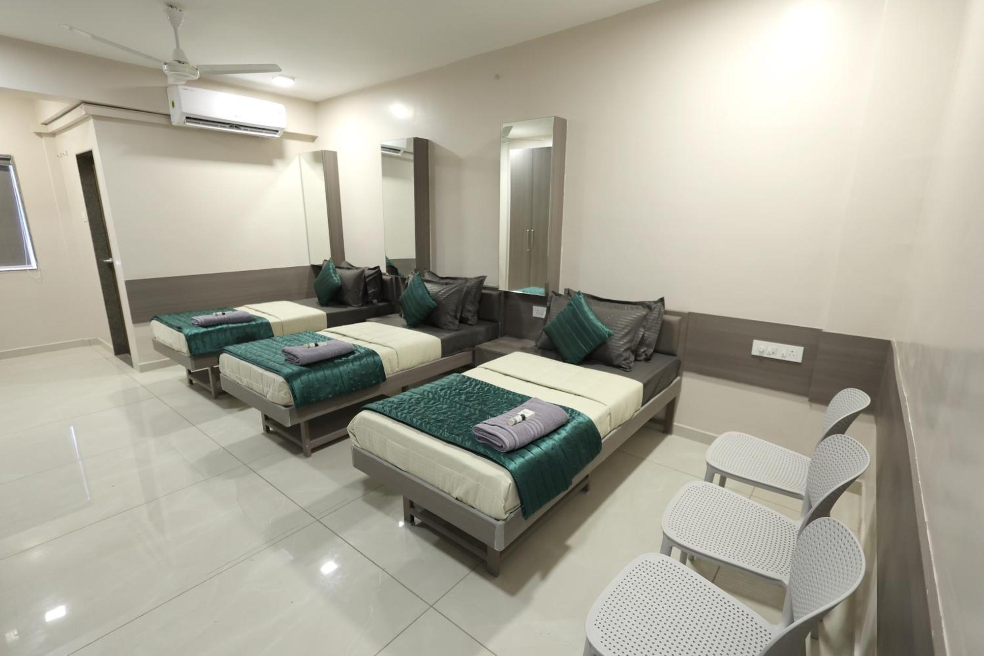 Greenotel Rooms Hazira, Surate Exterior foto