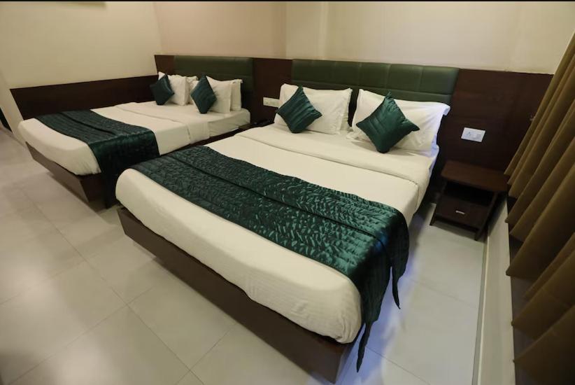 Greenotel Rooms Hazira, Surate Exterior foto